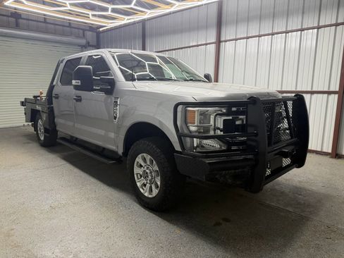 Used 2020 Ford F250 XL w/ STX Appearance Package AWD/4WD image 1