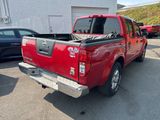 Used 2010 Nissan Frontier SE image 3
