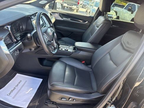 Certified 2025 Cadillac XT5 Premium Luxury image 7