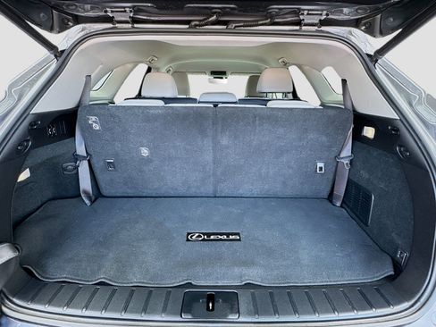 Used 2019 Lexus RX 350L FWD w/ Accessory Package image 17