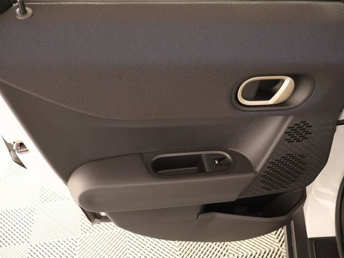 New 2026 MINI Cooper 4-Door Hardtop FWD image 16