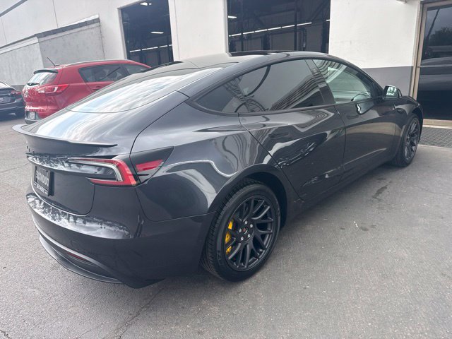 Used 2024 Tesla Model 3 Standard Range RWD image 5