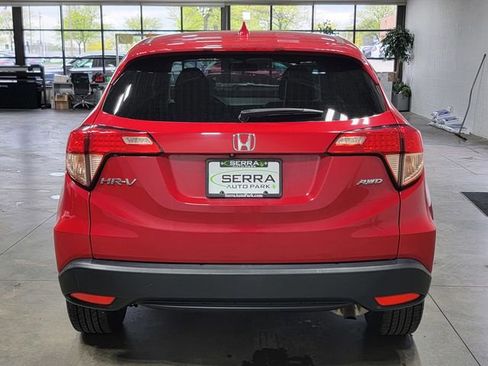 Used 2018 Honda HR-V EX image 6