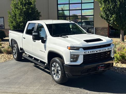 Used 2022 Chevrolet Silverado 2500 Custom w/ Custom Value Package AWD/4WD image 40