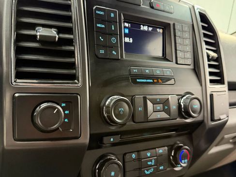 Used 2018 Ford F150 XLT image 22