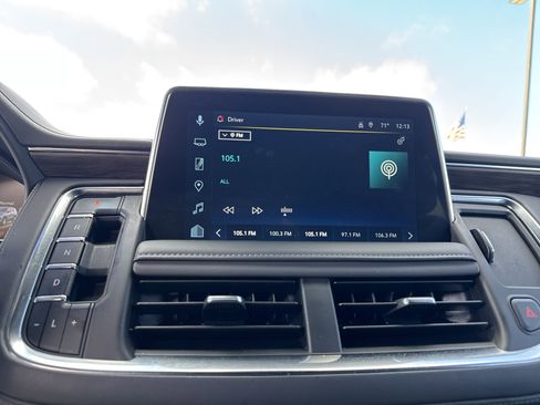 Used 2023 Chevrolet Tahoe Z71 w/ Luxury Package image 22