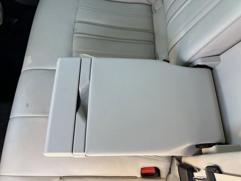 Used 2023 BMW 530i w/ Premium Package image 42