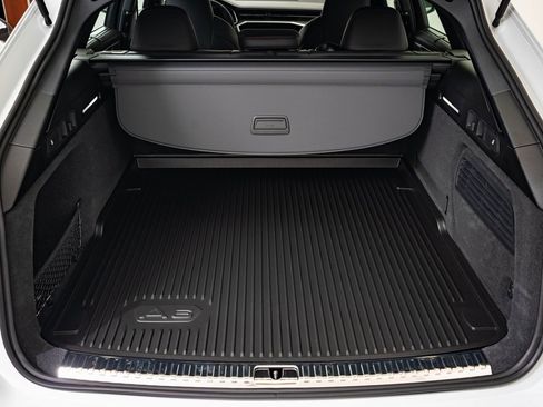 New 2025 Audi RS 6 performance image 40