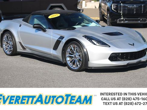 Used 2019 Chevrolet Corvette Z06 RWD image 1