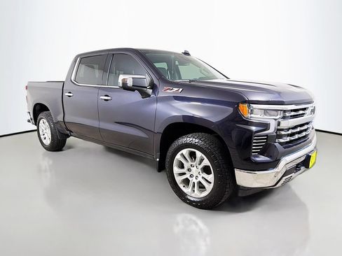 Used 2024 Chevrolet Silverado 1500 LTZ AWD/4WD image 4