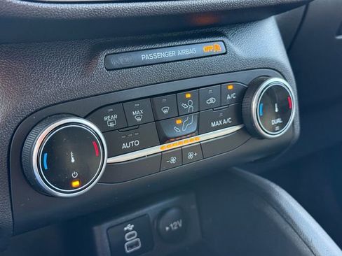 Used 2024 Ford Escape Active image 14