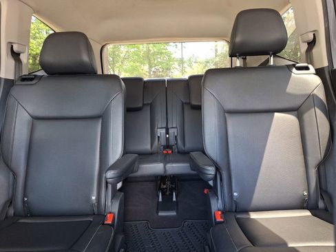 Used 2019 Volkswagen Atlas SE w/ Towing Package FWD image 22