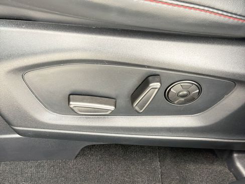 Used 2025 Ford Explorer ST AWD/4WD image 13