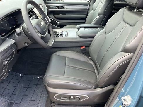 New 2026 Jeep Grand Wagoneer L 4WD image 12