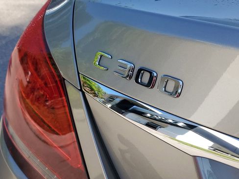 Used 2019 Mercedes-Benz C 300 4MATIC Sedan image 29