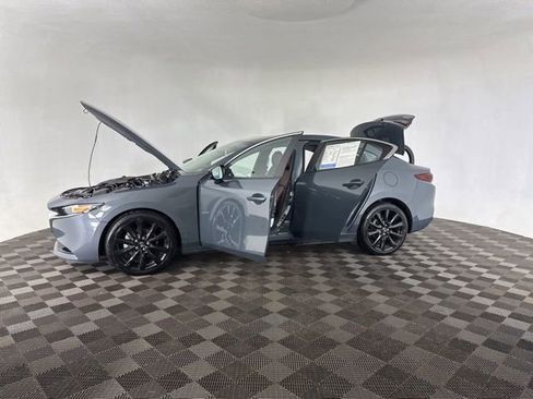 Used 2023 MAZDA MAZDA3 s image 13