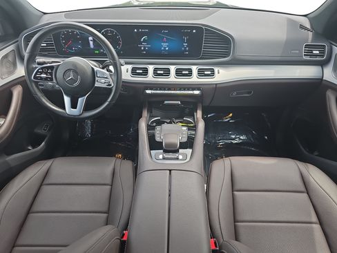 Used 2022 Mercedes-Benz GLS 450 4MATIC image 9