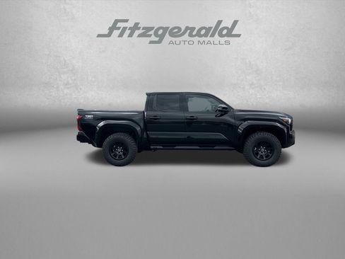 New 2025 Toyota Tacoma TRD Off-Road AWD/4WD image 8