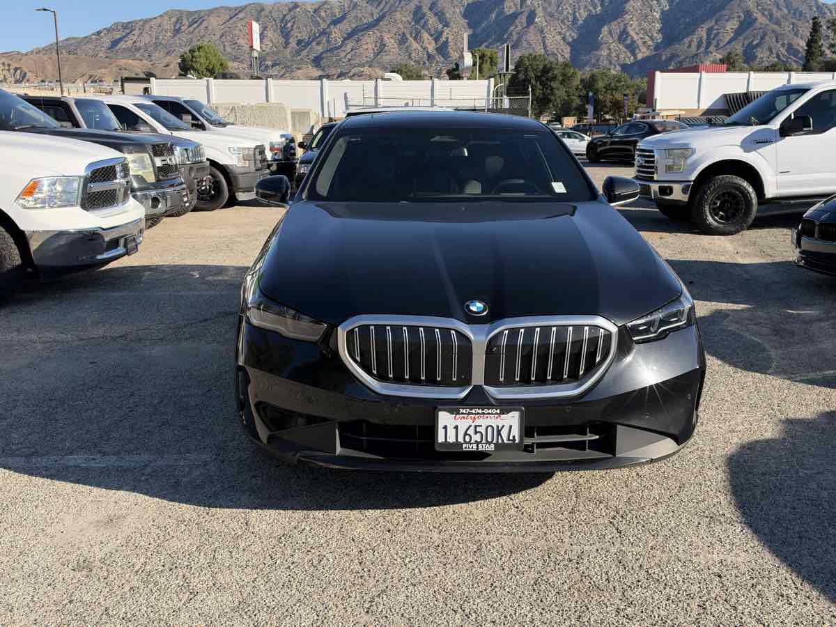 Used 2025 BMW 530i w/ Premium Package RWD image 2