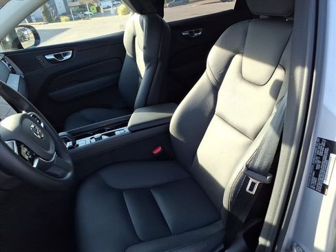 Certified 2025 Volvo XC60 B5 Plus image 13