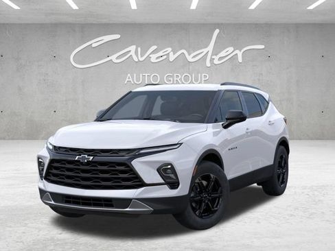 New 2026 Chevrolet Blazer LT w/ Convenience Package FWD image 6