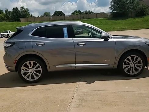 Certified 2022 Buick Envision Avenir w/ Technology Package II image 9