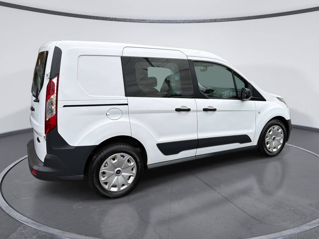 Used 2016 Ford Transit Connect XL FWD image 4