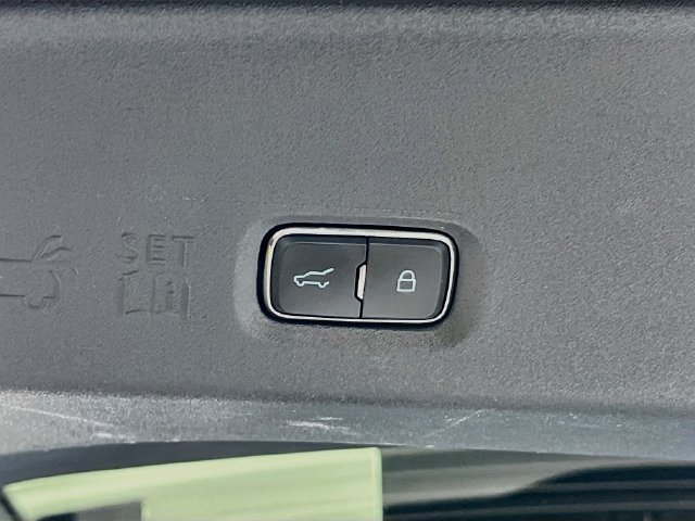 Used 2025 Ford Expedition Max Active AWD/4WD image 28