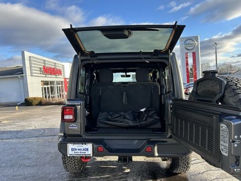 Used 2022 Jeep Wrangler Rubicon image 12