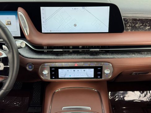 Used 2023 Genesis G90 3.5T image 25