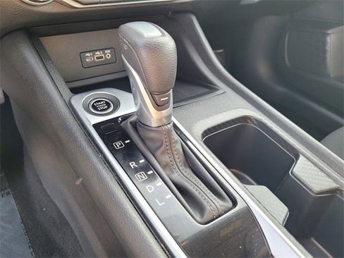 Used 2023 Nissan Sentra SV w/ Trunk Package image 22