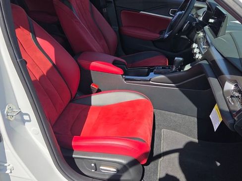 Used 2025 Acura Integra A-Spec image 14