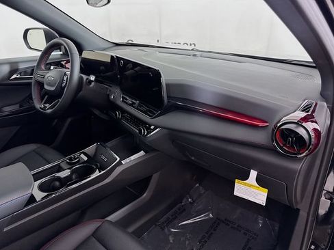 New 2026 Chevrolet Equinox RS w/ Convenience Package III FWD image 29