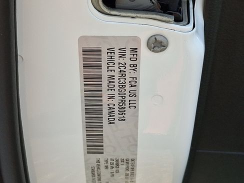 Certified 2023 Chrysler Pacifica Touring-L w/ S Appearance Package AWD/4WD image 27