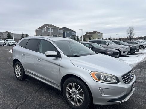 Used 2015 Volvo XC60 T5 image 1