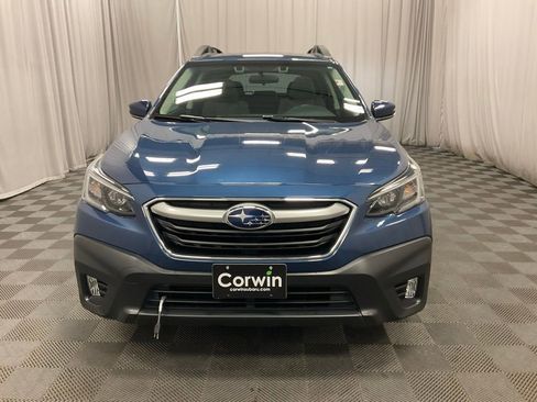 Used 2022 Subaru Outback Premium image 7