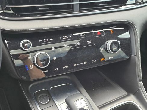 Used 2023 INFINITI QX60 Autograph w/ Cargo Package AWD/4WD image 25