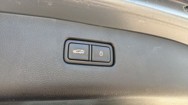 Used 2024 Genesis GV80 2.5T AWD/4WD image 10
