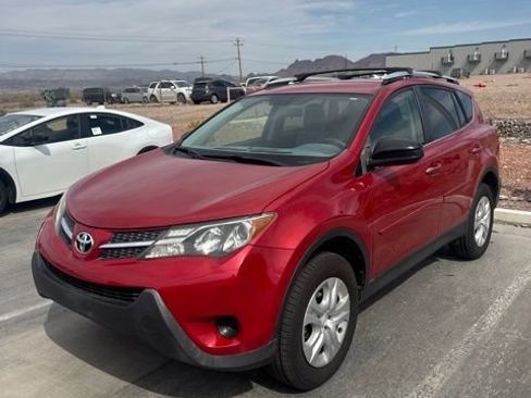 Used 2014 Toyota RAV4 LE FWD image 1