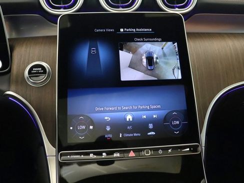 Used 2025 Mercedes-Benz GLC 350e GLC 350e w/ Driver Assistance Package image 9