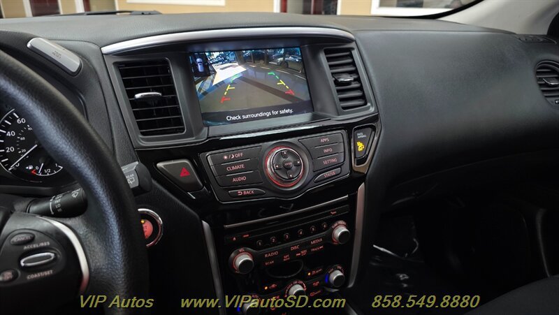 Used 2019 Nissan Pathfinder S FWD image 24