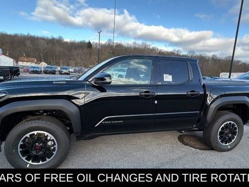 New 2026 Toyota Tacoma TRD Off-Road AWD/4WD image 2