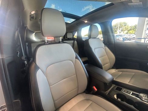 Used 2025 Ford Escape Platinum w/ Class II Trailer Tow Package image 28