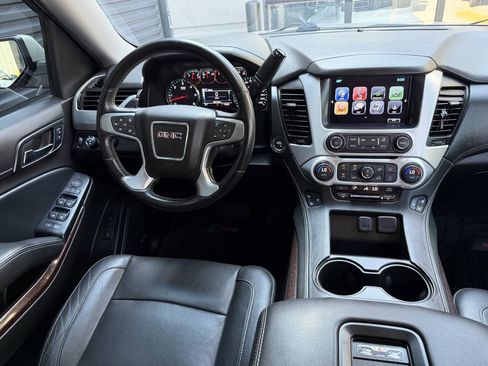 Used 2017 GMC Yukon XL SLT AWD/4WD image 24
