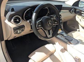Used 2022 Mercedes-Benz GLC 300 video 2