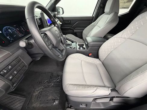 New 2026 Toyota Tacoma SR5 AWD/4WD image 18