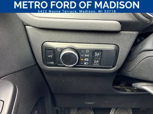 Used 2024 Ford Escape Active AWD/4WD image 29