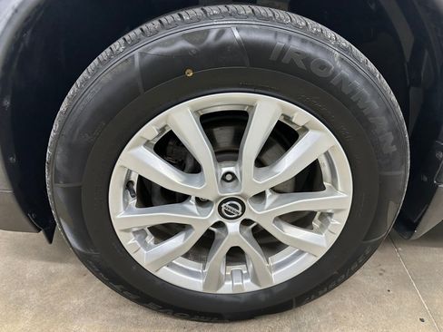 Used 2020 Nissan Rogue SV AWD/4WD image 33