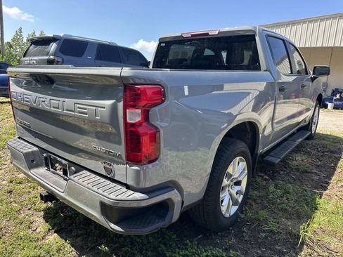 Used 2024 Chevrolet Silverado 1500 Custom RWD image 9