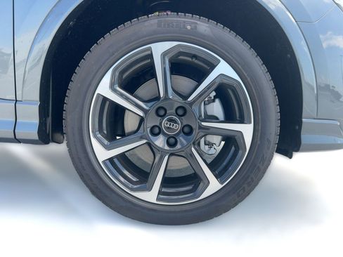 New 2025 Audi Q3 2.0T Premium Plus image 12